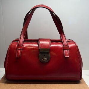 Vintage Red Womens Red Leather Doctor Handbag Made in Italy for Everitt Buelow